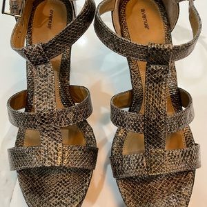 Faux Snake Platform Sandals w/Ankle Buckle Size 9W